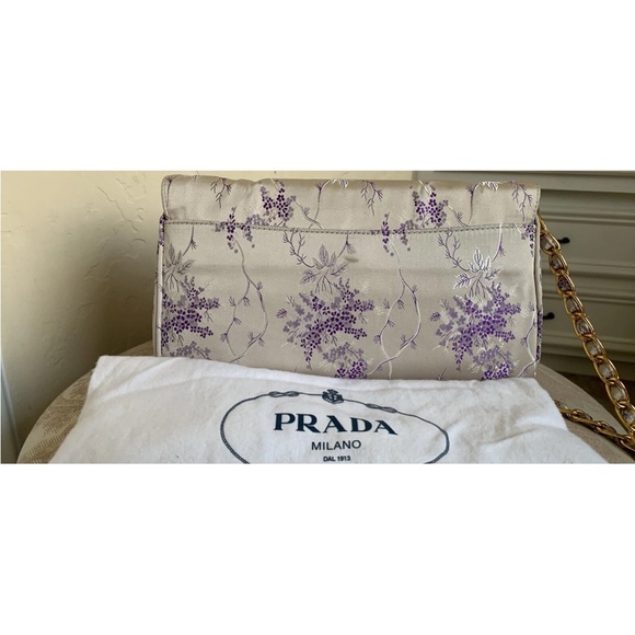 Prada Cream and Purple Floral Shoulder Bag - Picture 4 of 6